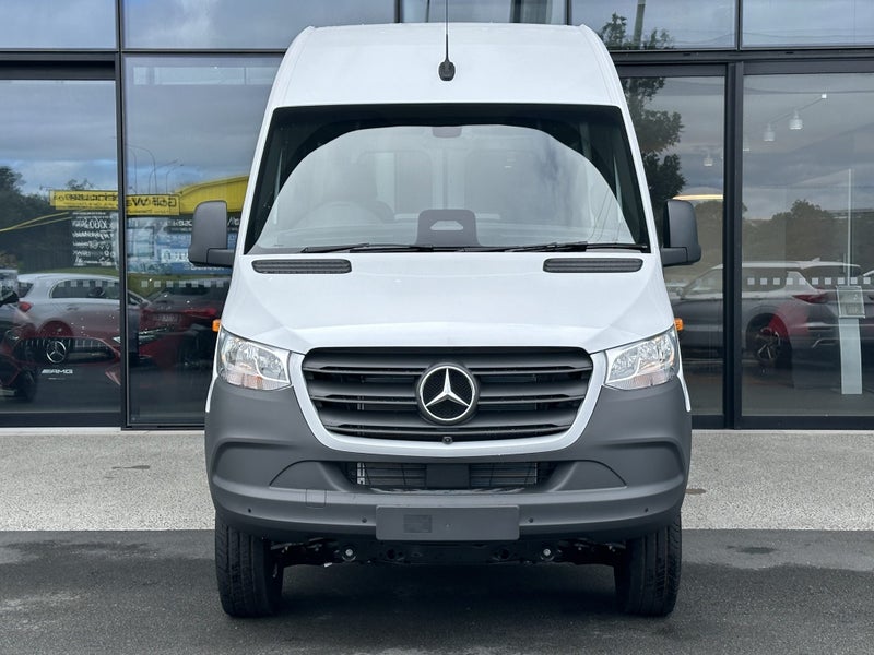 2025 Mercedes-Benz Sprinter 419 MWB AWD Minibus image 2