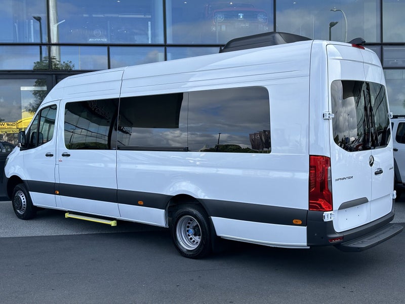 2025 Mercedes-Benz Sprinter 519 ELWB Minibus -... image 5