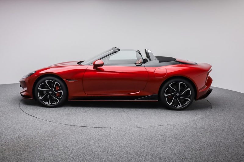 2025 MG Cyberster 77Kwh/Ev/Awd/At image 4