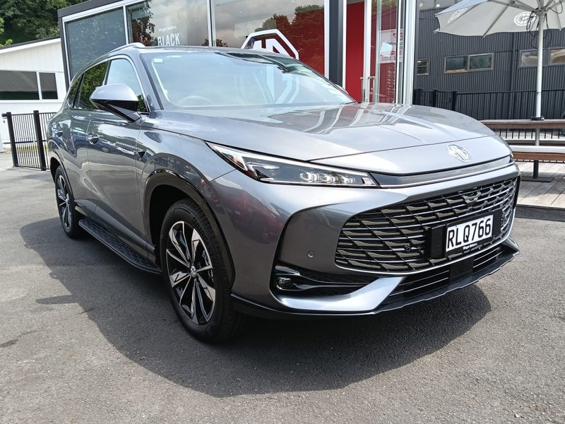 2025 MG HS 1.5 Essence Super Hybrid Auto image 1