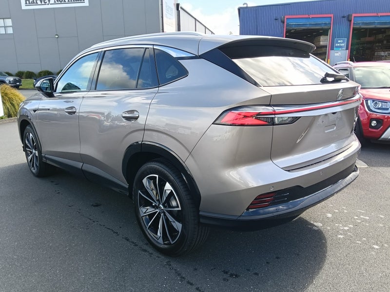 2025 MG HS 1.5T Essence HEV image 4