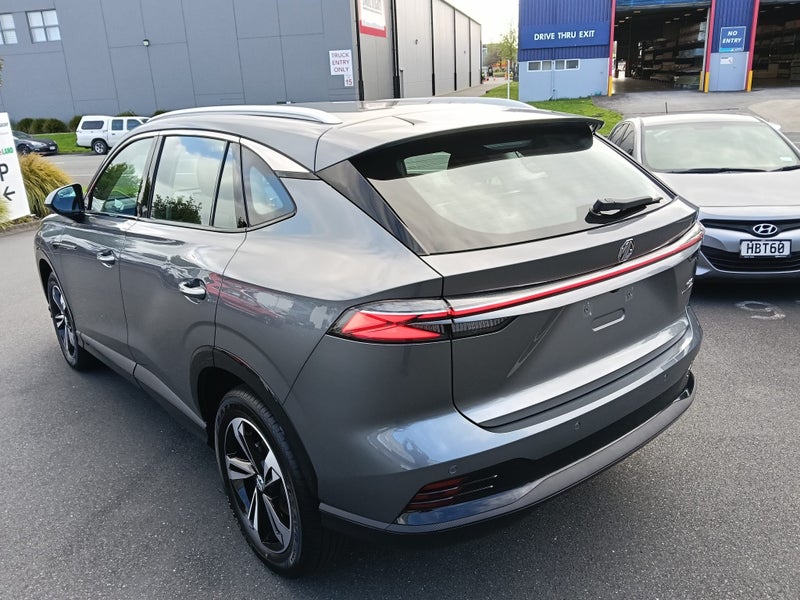 2025 MG HS 1.5T Excite HEV image 3