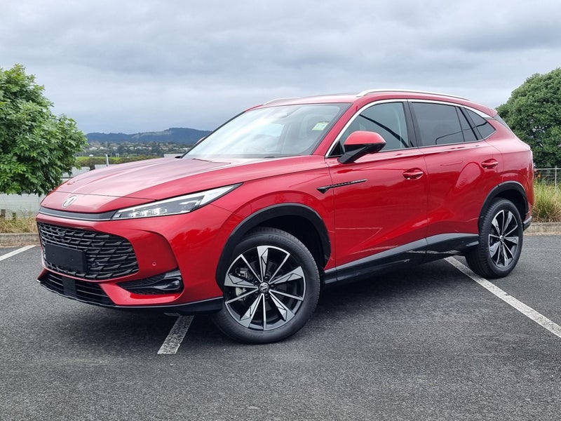 2025 MG HS Essence 1.5 petrol image 3