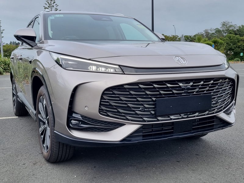 2025 MG HS Essence 1.5 Petrol 7 Speed image 5
