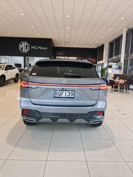 2025 MG HS Essence 1.5Pt image 5