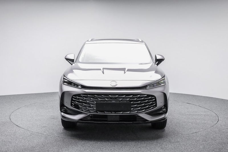 2025 MG HS Essence Hybrid image 3