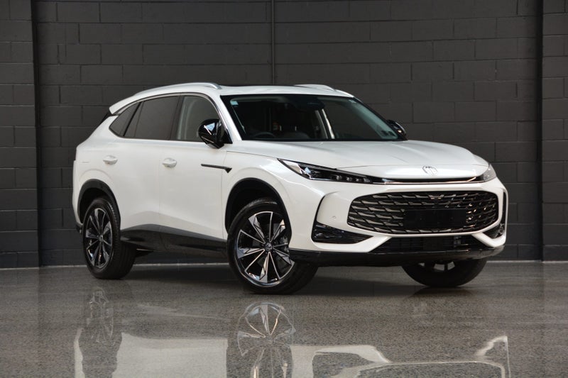 2025 MG HS Essence Hybrid Turbo image 1
