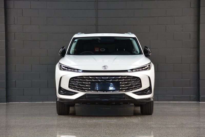 2025 MG HS Essence Hybrid Turbo image 2