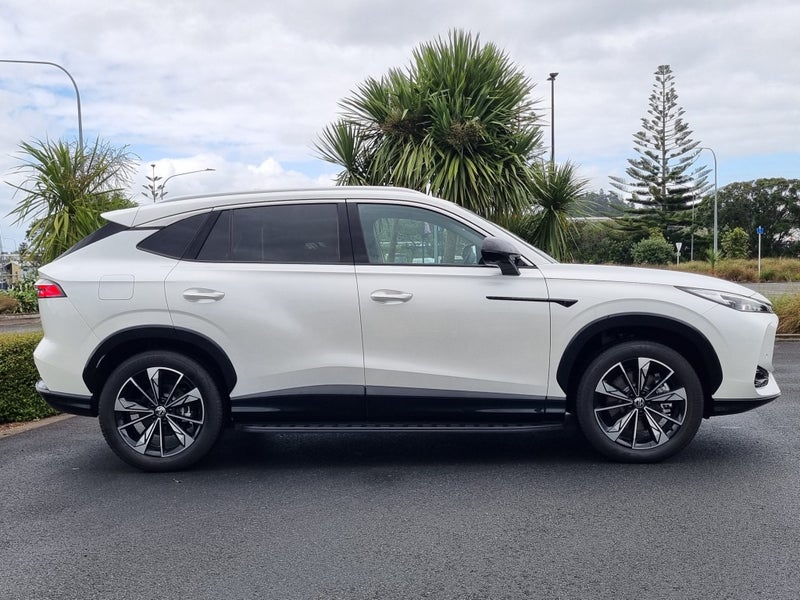 2025 MG HS Essence PHEV/3HD image 5