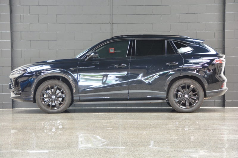 2025 MG HS Essence PHEV Turbo image 4