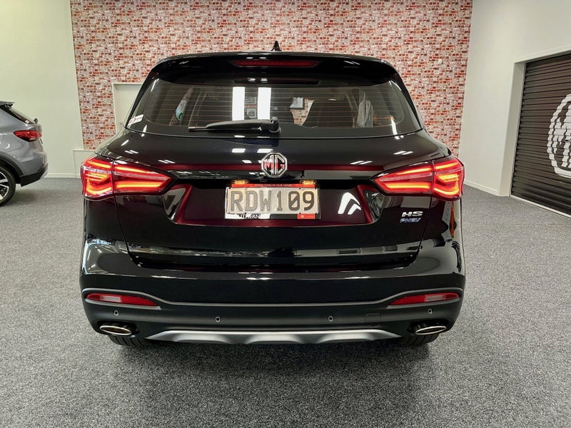 2025 MG HS Essence Plug-In Hybrid image 3