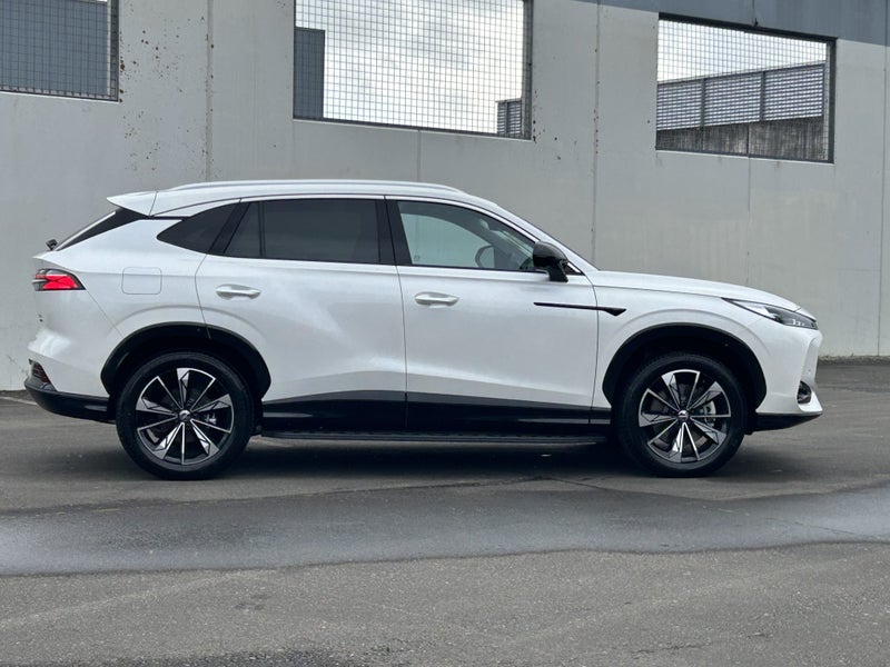 2025 MG HS HEV ESSENCE 1.5T Essence 1.5Pht/3Hd image 2