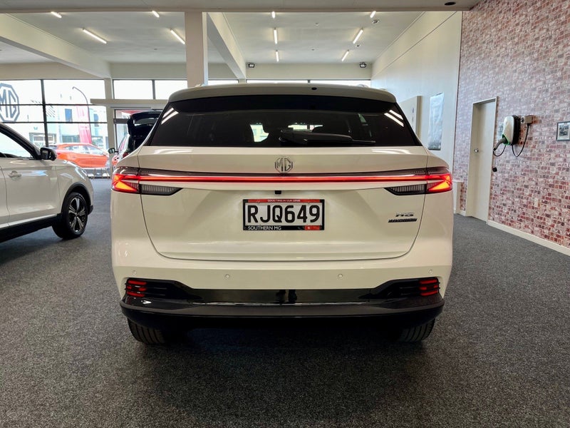 2025 MG HS Hybrid Essence 1.5Pht/3Hd image 3