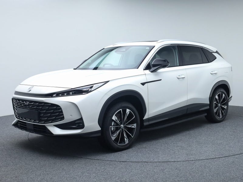 2025 MG HS PHEV Essence image 3