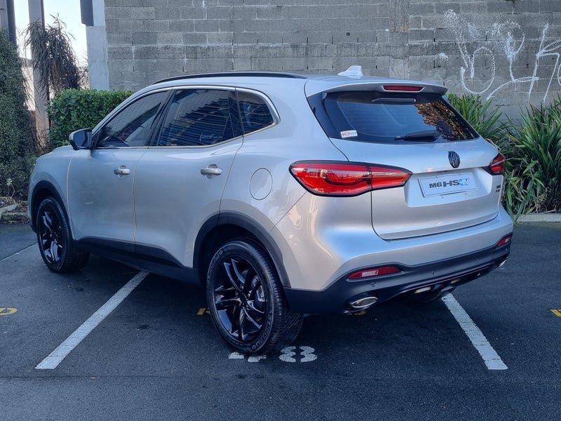 2025 MG HS PHEV Essence BLACK EDITION !! image 5