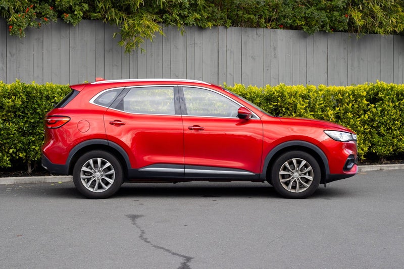 2025 MG HS PLUS EV EX EXCITE image 2