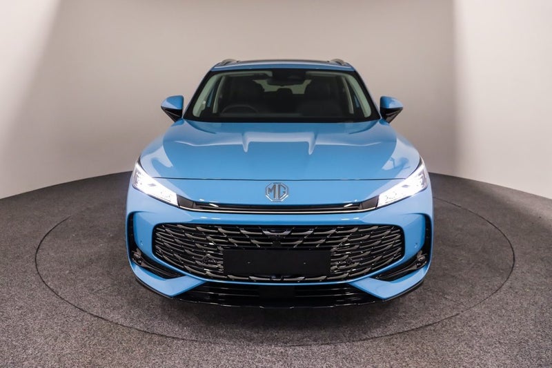 2025 MG HS Super Hybrid Essence image 2