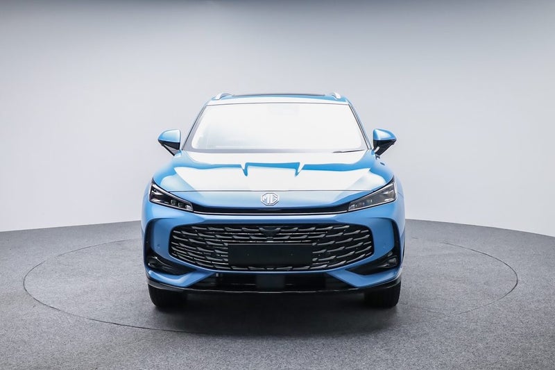 2025 MG HS Super Hybrid Essence image 3