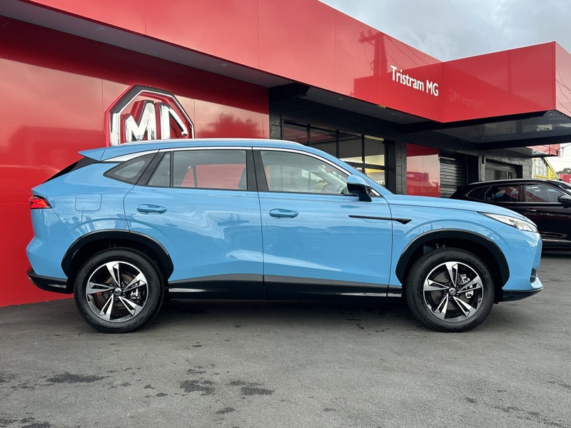 2025 MG HS VIBE 1.5L Petrol Turbo - 7 Speed image 3