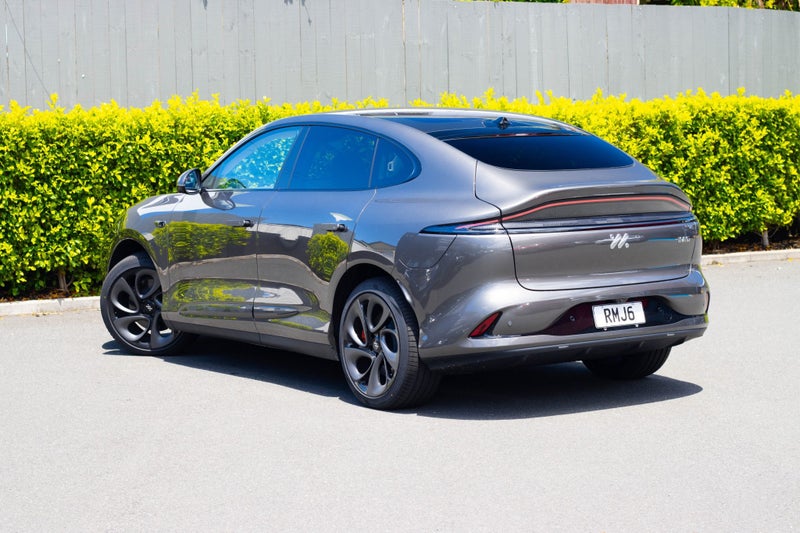 2025 MG IM6 100 RWD Platinum 100Kwh/Ev image 3