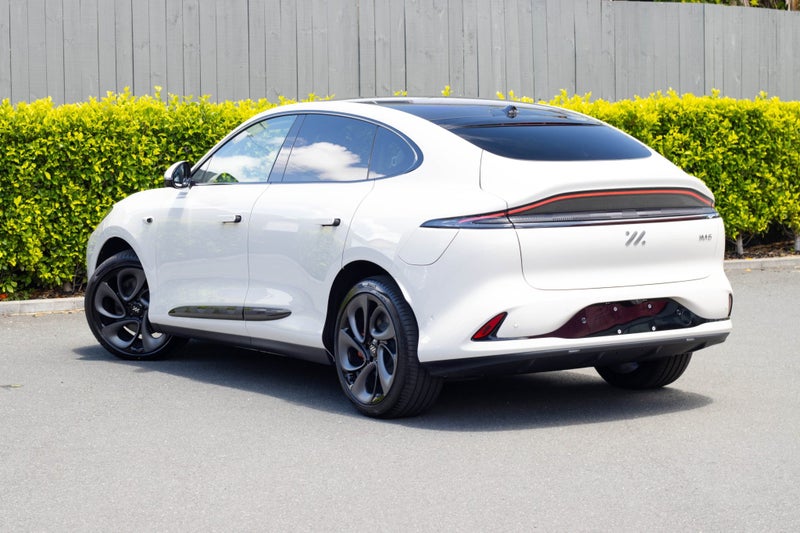 2025 MG IM6 100 RWD Platinum 100Kwh/Ev image 3