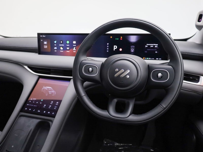 2025 MG IM6 100kWh AWD Platinum image 2