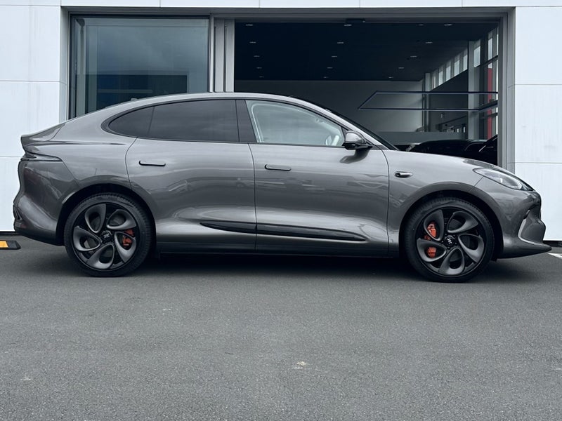 2025 MG IM6 Platinum 100KWH/EV image 4