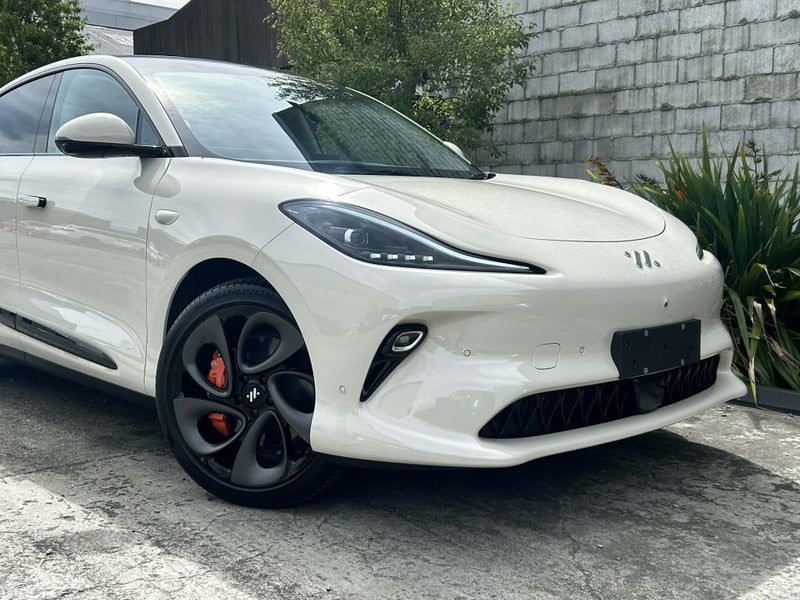 2025 MG IM6 Platinum 100Kwh/Ev image 4