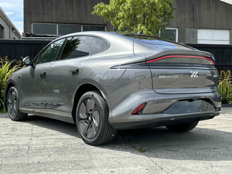 2025 MG IM6 Premium 75Kwh/Ev/At image 4