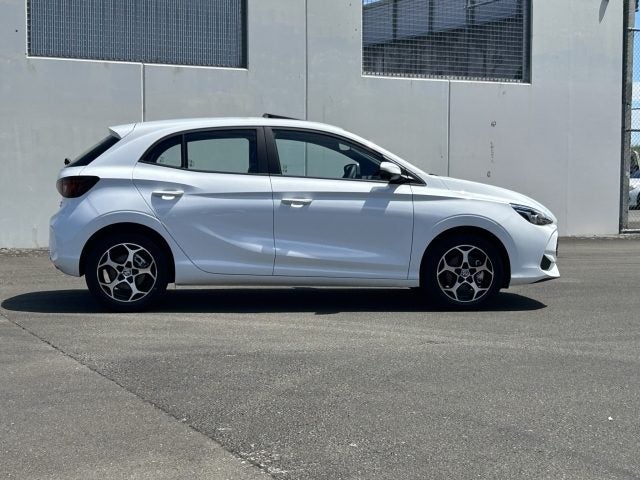 2025 MG MG3 Essence Hybrid 1.5Pht/3Hd image 2