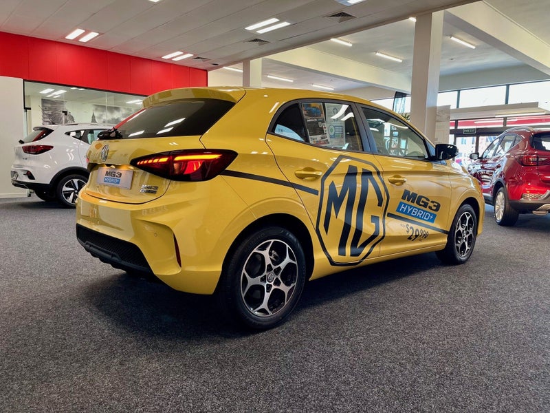 2025 MG MG3 Hybrid+ Excite image 2