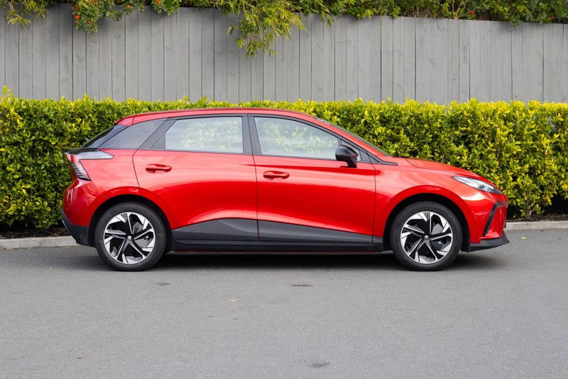 2025 MG MG4 51kWh RWD Excite image 2