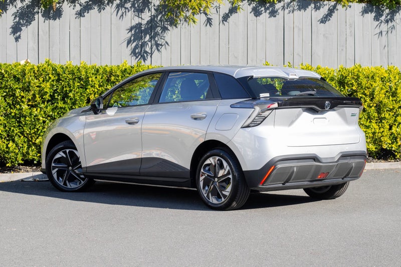 2025 MG MG4 51kWh RWD Excite image 3