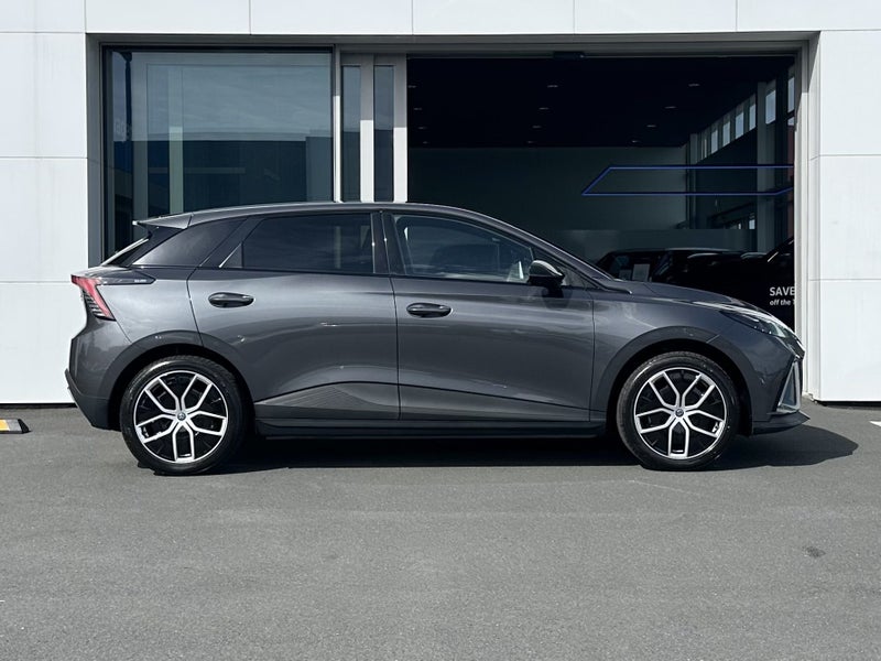 2025 MG MG4 Essence 64KWH/EV image 4