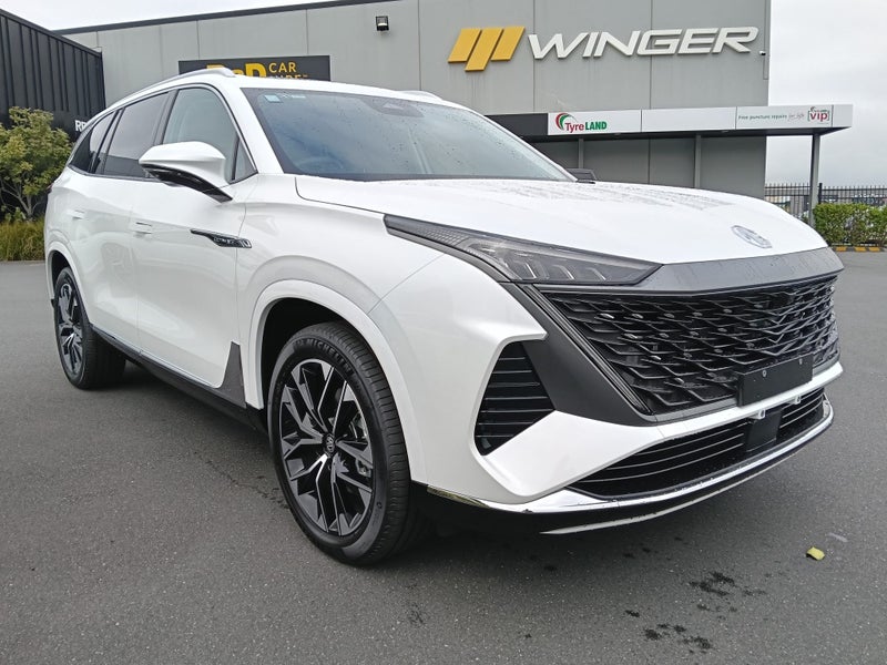 2025 MG QS 2.0T Excite 2WD Auto image 1