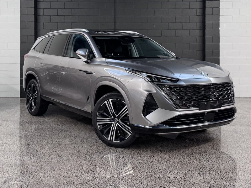 2025 MG QS ESSENCE 4WD image 1