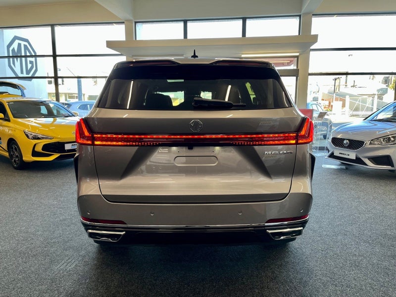 2025 MG QS Excite 2.0 Petrol Turbo/9At 7 Seater image 3