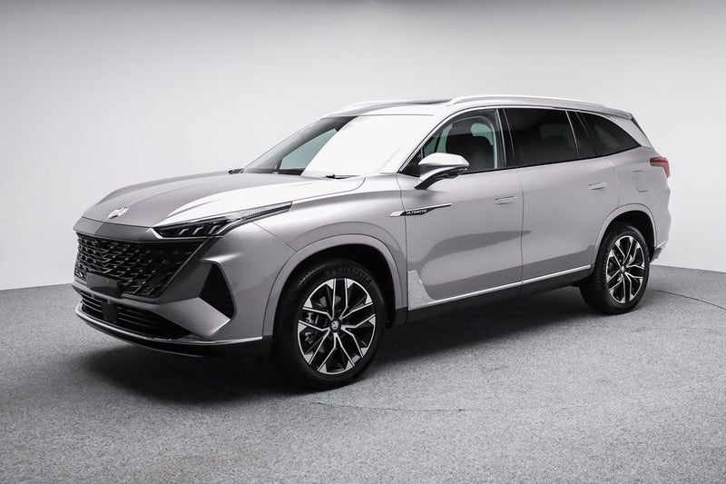 2025 MG QS Excite 2WD Turbo 7 Seats image 3