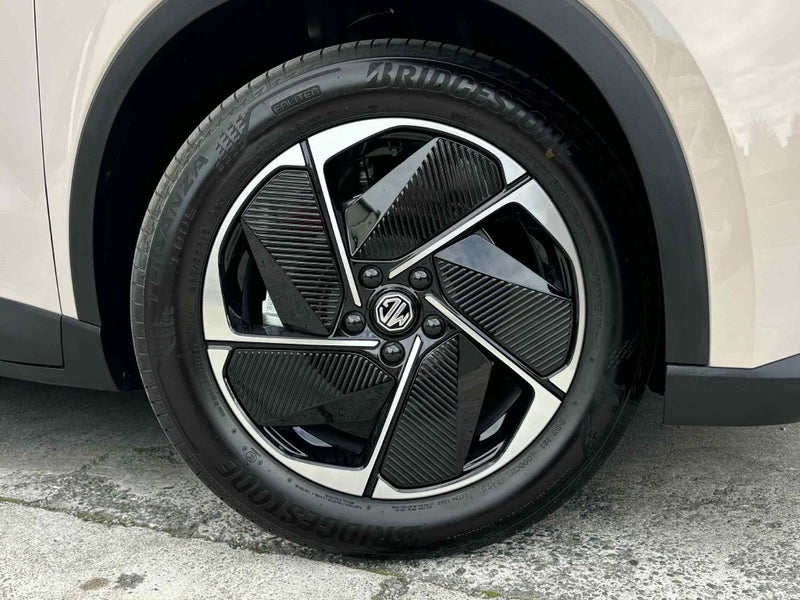 2025 MG S5 Essence 62KwH image 5
