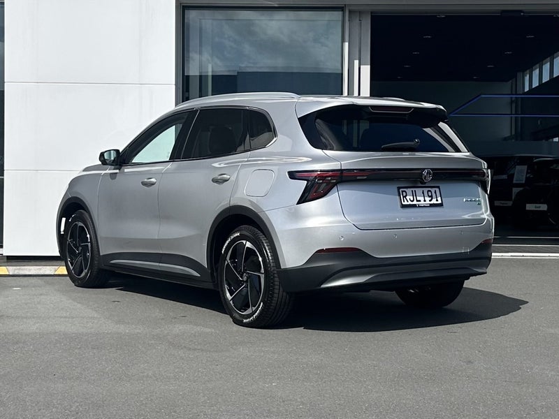 2025 MG S5 Essence 62KWh image 5