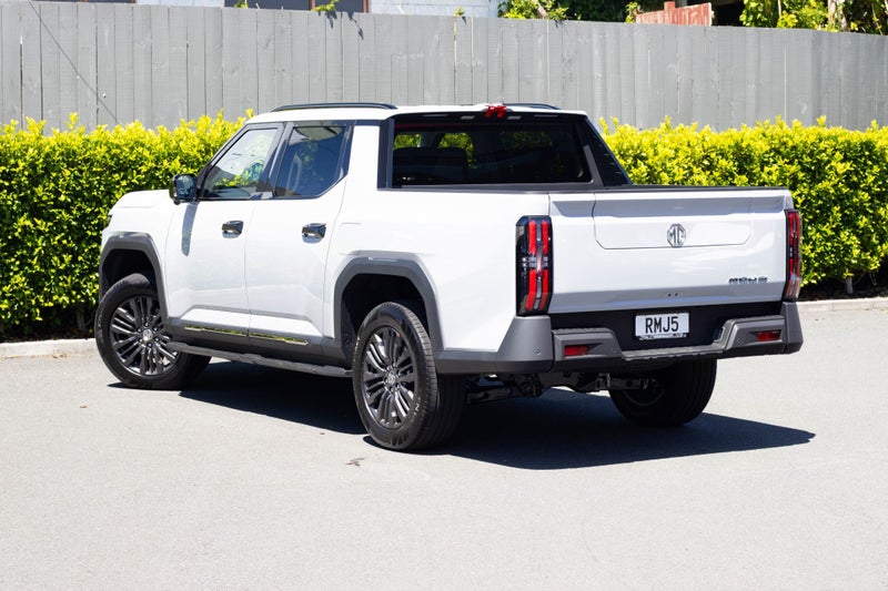 2025 MG U9 2.5T AT EXPLORE PRO Explore Pro 2.5Dt image 3