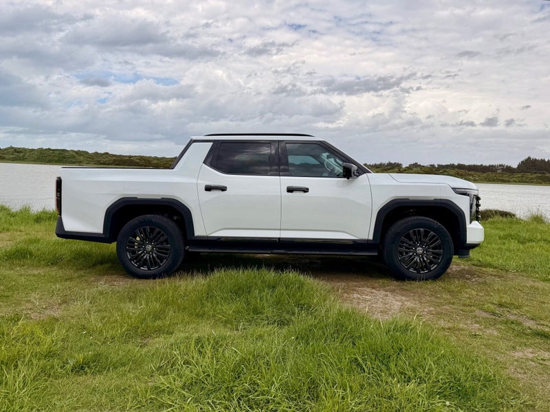 2025 MG U9 Explore Pro 2.5Dt 4WD image 2