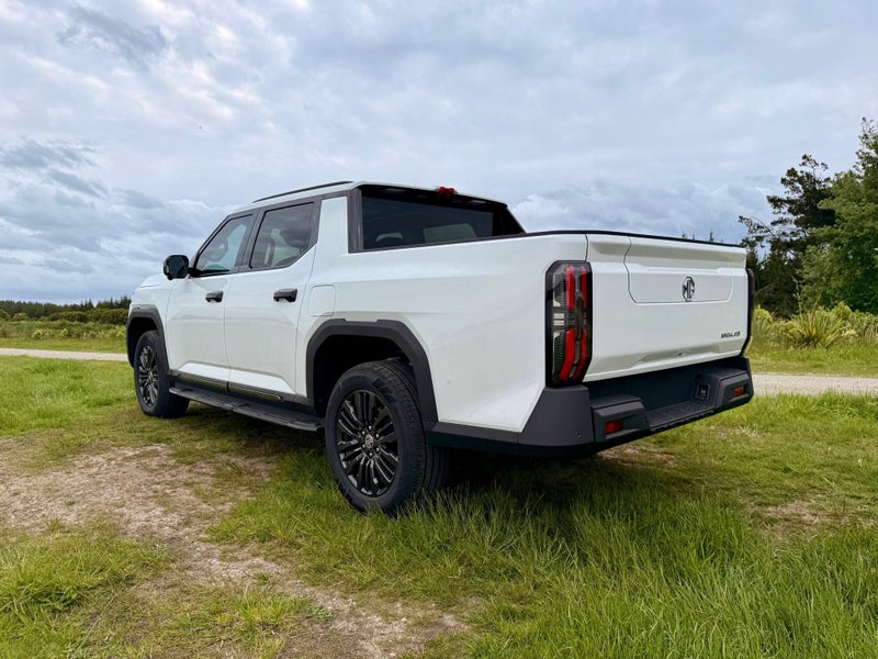 2025 MG U9 Explore Pro 2.5Dt 4WD image 5