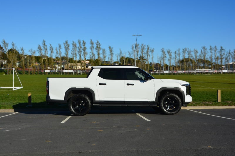 2025 MG U9 Explore X 2.5 Turbo 4WD image 3