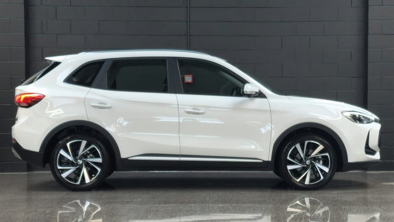 2025 MG ZS Essence 1.5Pht/3Hd image 5