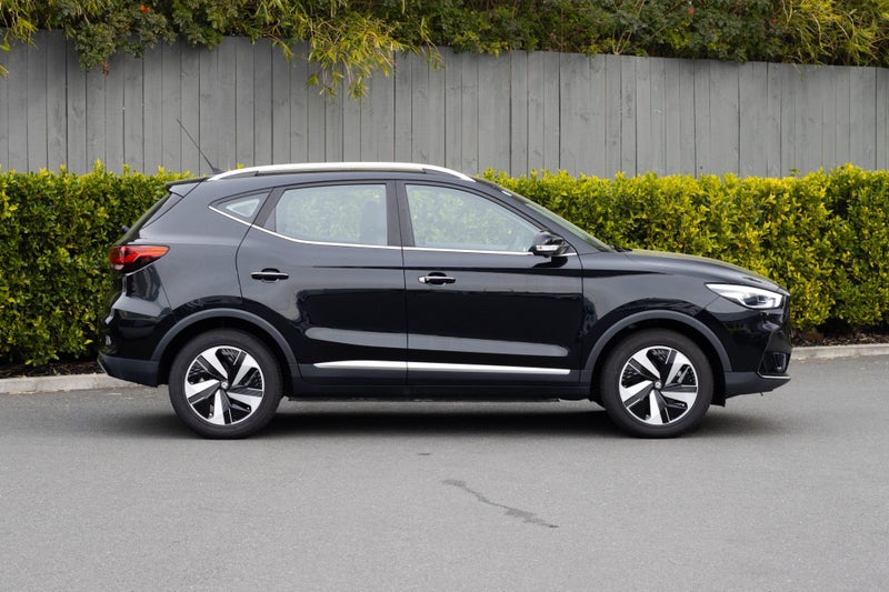 2025 MG ZS EV MCE ESSENCE image 2