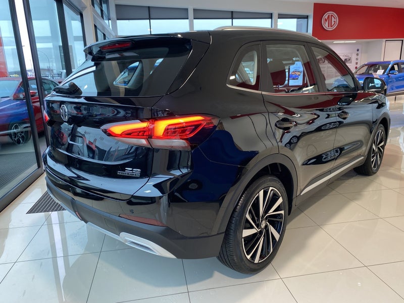 2025 MG ZS HEV Essence image 5