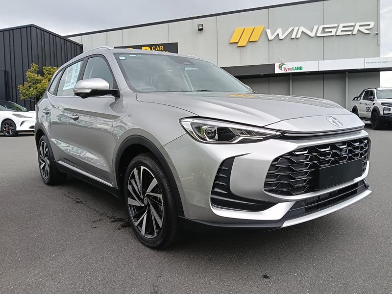 2025 MG ZS HEV Essence image 1