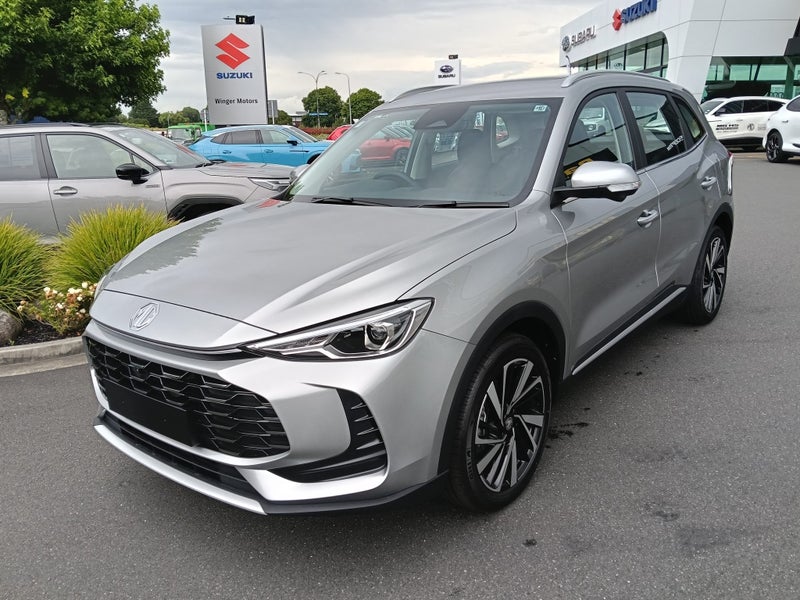 2025 MG ZS HEV Essence image 2