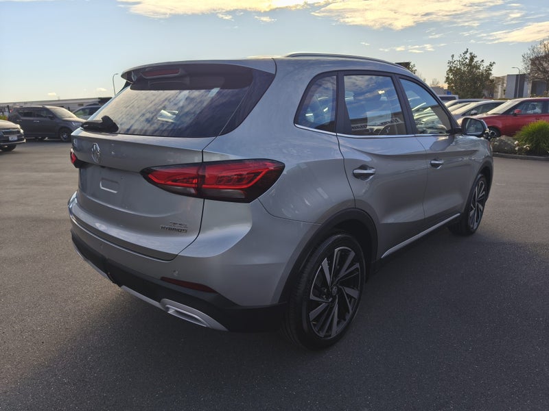 2025 MG ZS HEV Essence image 5